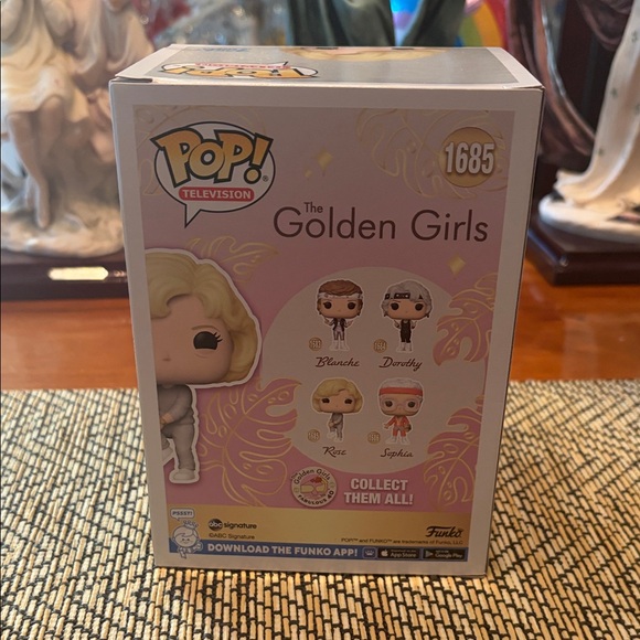 Funko Pop! Golden Girls Rose Figure with Blonde Hair - Picture 3 of 6